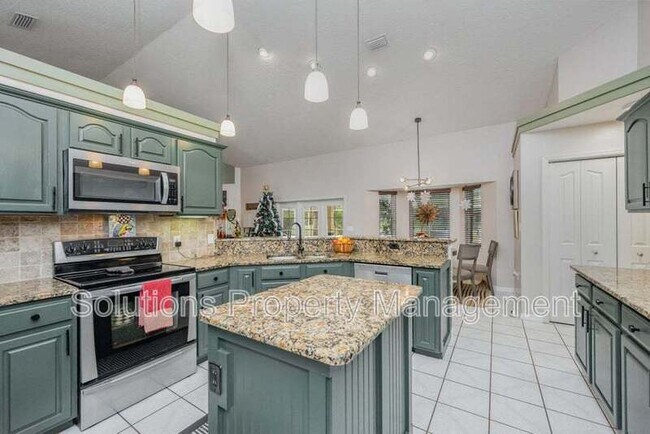 Building Photo - 3295 Savannahs Trail