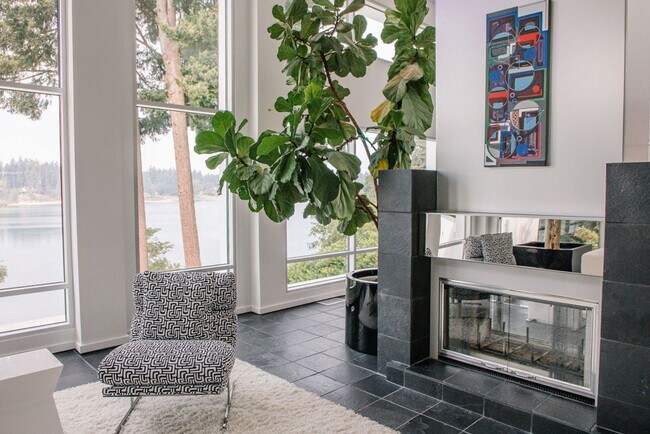 Building Photo - One of a kind private estate on Gravelly Lake in Lakewood