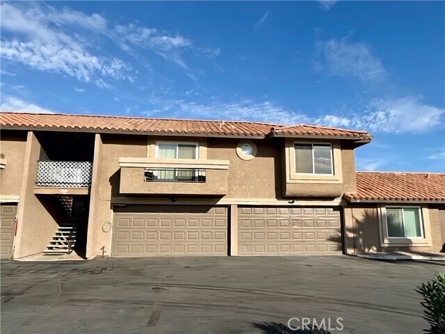 Building Photo - 79400 Ave 42