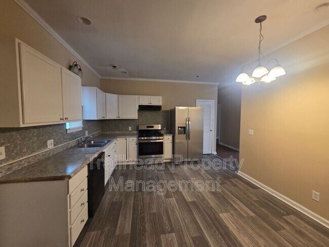 Building Photo - 7311 Blue Ridge Blvd