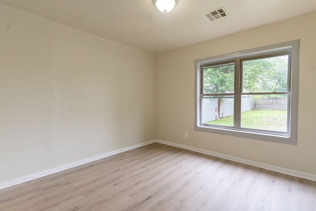 Building Photo - Rent to Own Available in Oklahoma City!