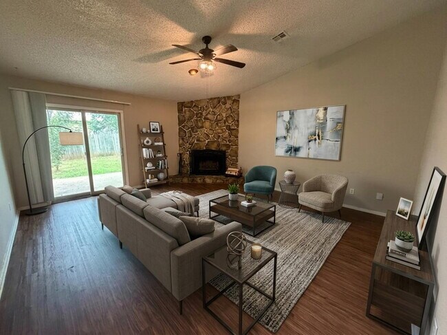 Building Photo - Midwest City- 3 Bed, 2 Bath