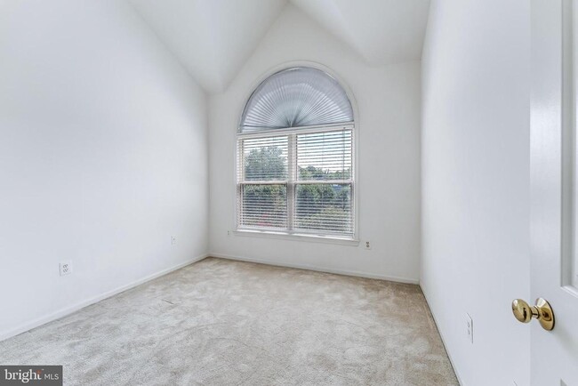 Building Photo - 1443 Hampton Hill Cir