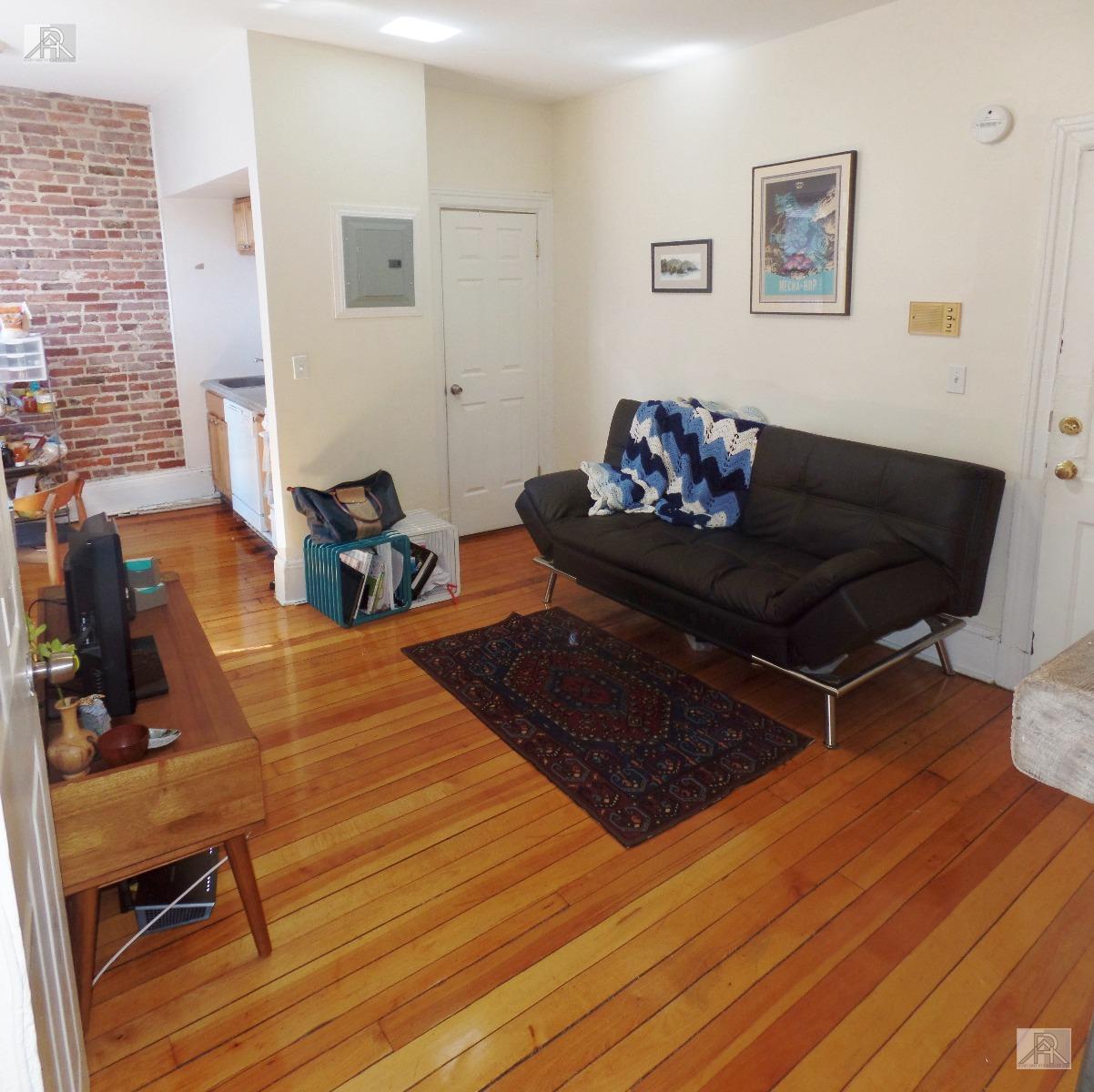 Building Photo - 1218 Commonwealth Ave