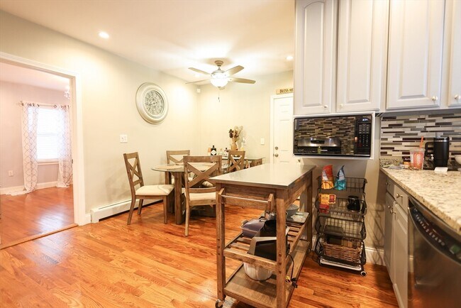 Building Photo - 43-45-45 Belnel Rd