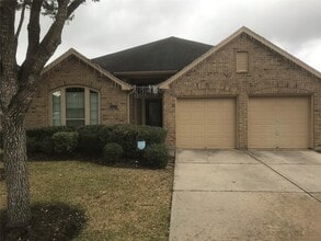 Building Photo - 4418 Long Creek Dr