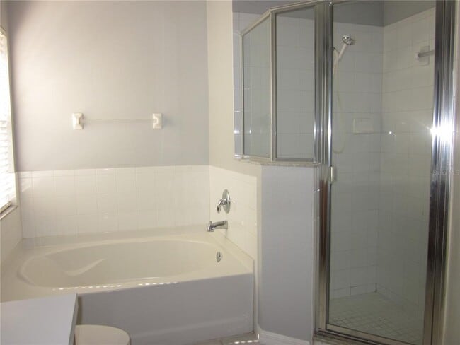 Building Photo - 30653 Midtown Ct
