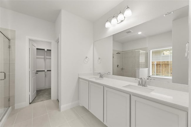 Building Photo - 625 Presidio St