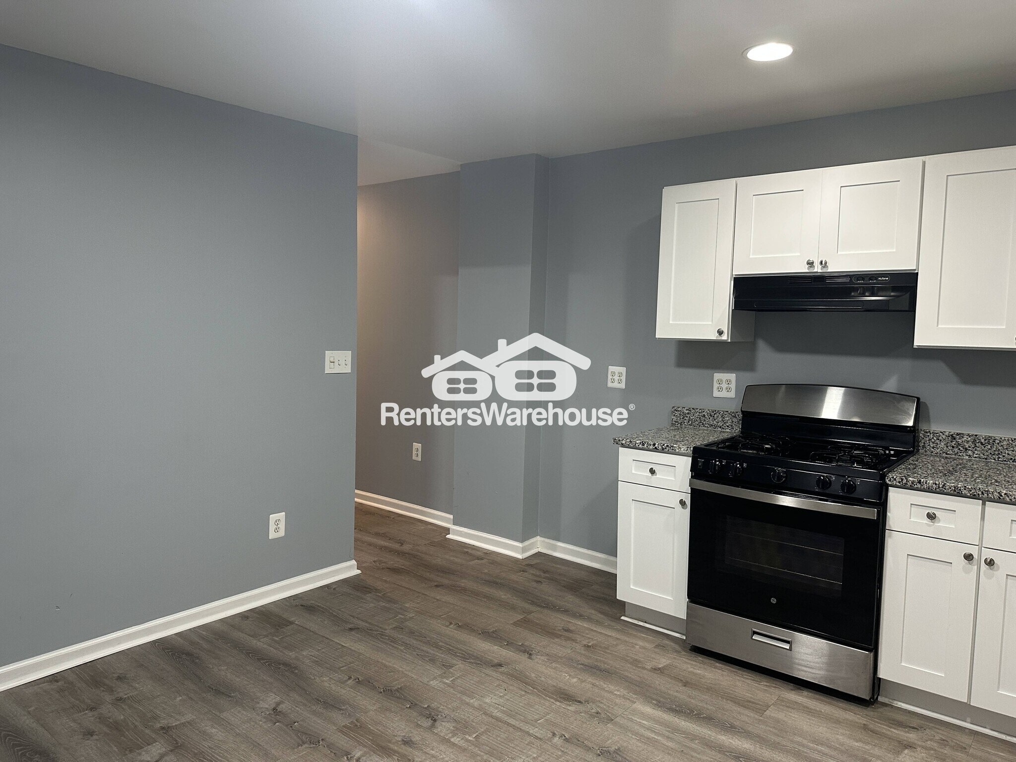 Building Photo - 1503 Cox St