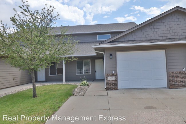 Primary Photo - 3 br, 2 bath House - 305 Jerry Place