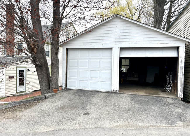 Garage (inside) - 12 Exeter Rd