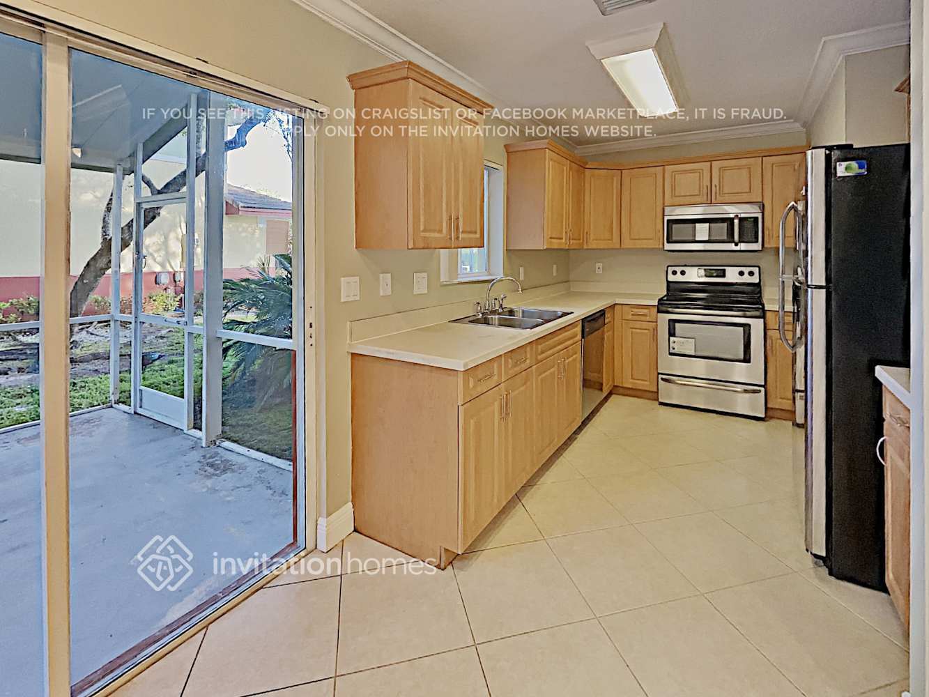 Building Photo - 4942 SW 66th Terrace