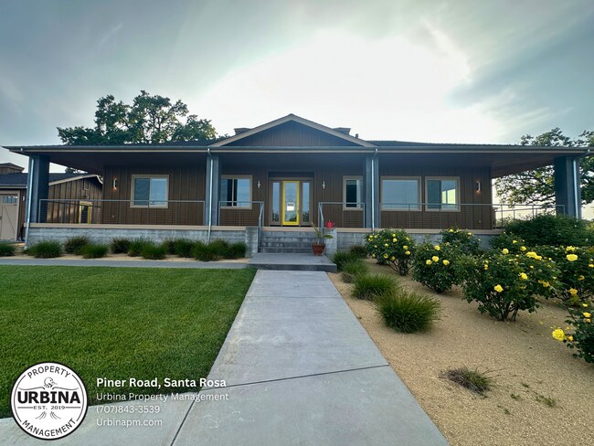Building Photo - Luxury Vineyard Retreat with Pool, Cabana ...