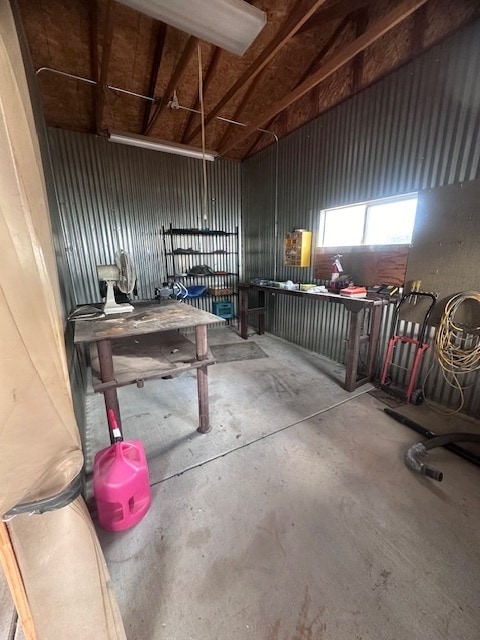 Building Photo - 242 700 W