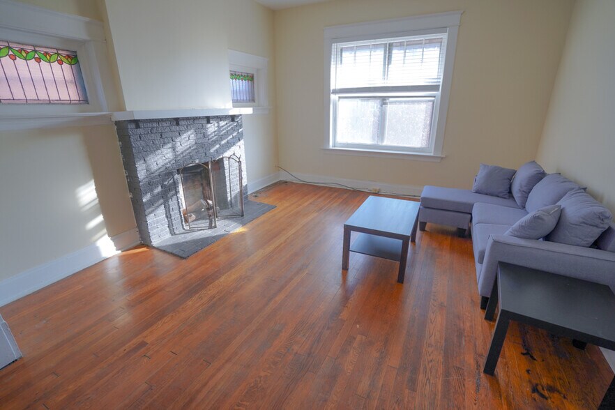 Building Photo - 6011 Waterman Blvd