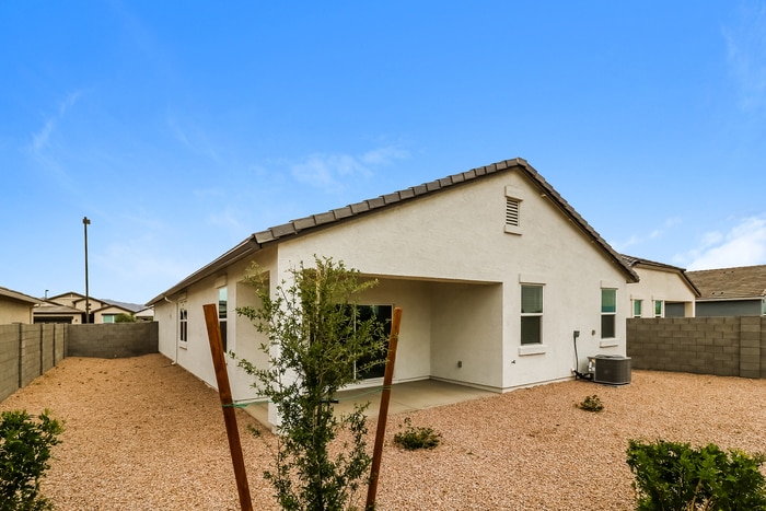Building Photo - 24411 W Pueblo Ave