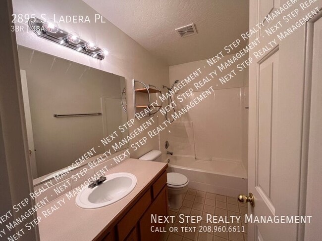 Building Photo - 2895 S Ladera Pl
