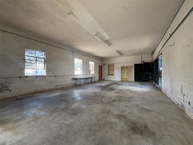 Building Photo - 2217 Avenue G