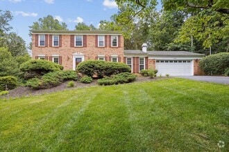 Building Photo - 11403 Bronzedale Dr