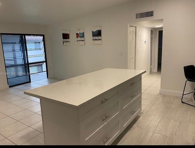 Building Photo - 9346 S Belfort Cir