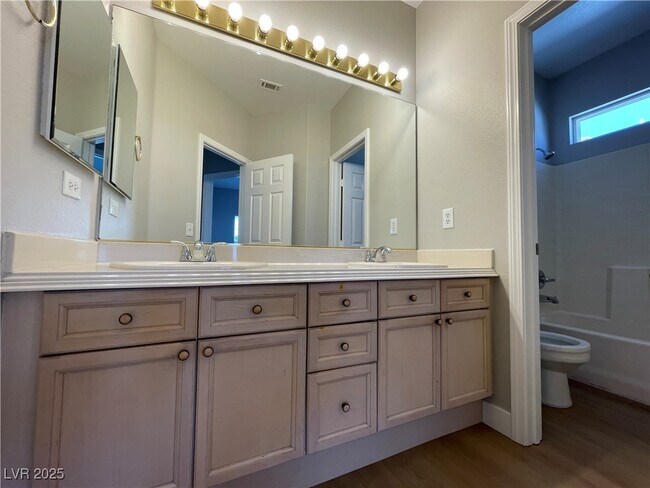 Building Photo - 8463 Antique Cameo Ave