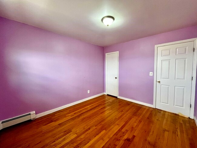 Building Photo - 6401 Granton Ave