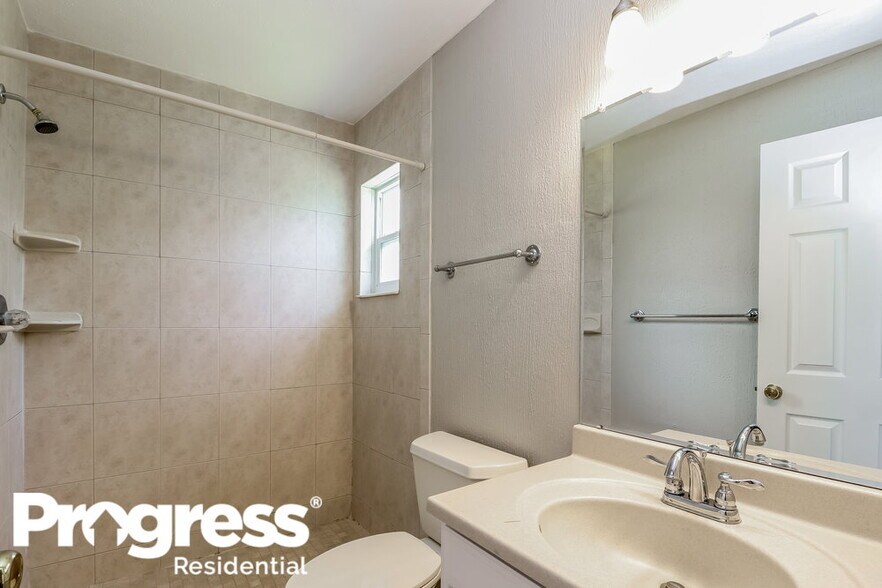 Building Photo - 5803 Taywood Dr