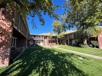 Building Photo - 370 W 800 N