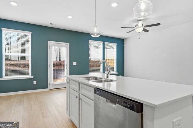 Building Photo - 208 Filer Dr