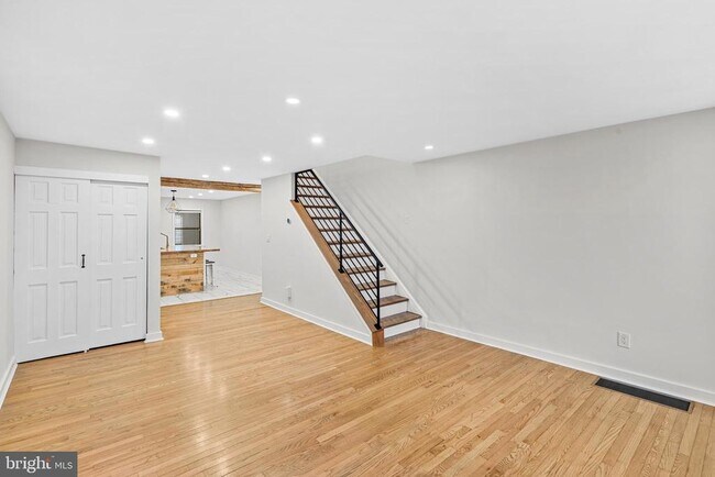 Building Photo - 1314 E Berks St