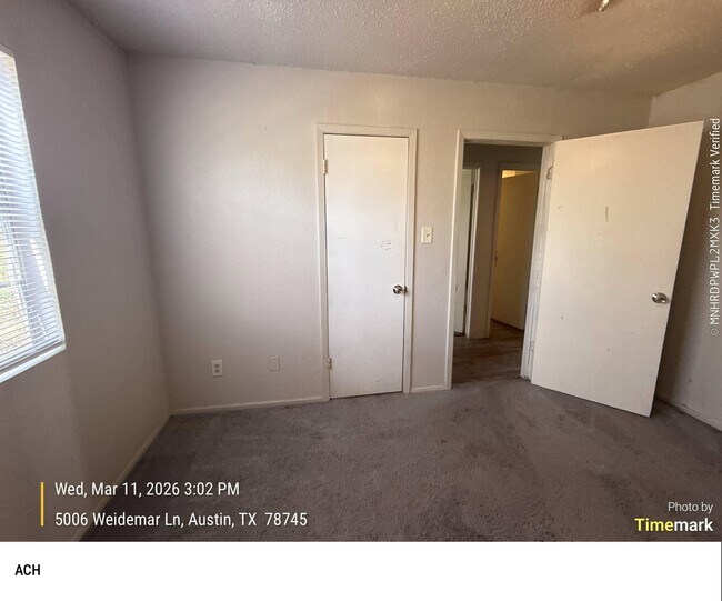 Building Photo - 5006 Weidemar Ln
