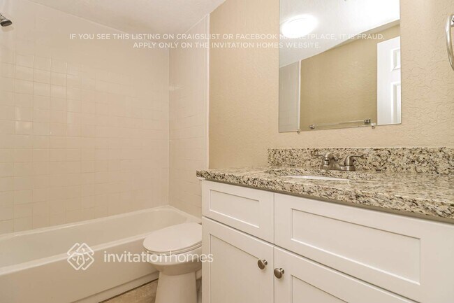 Building Photo - 4048 Sunray Dr