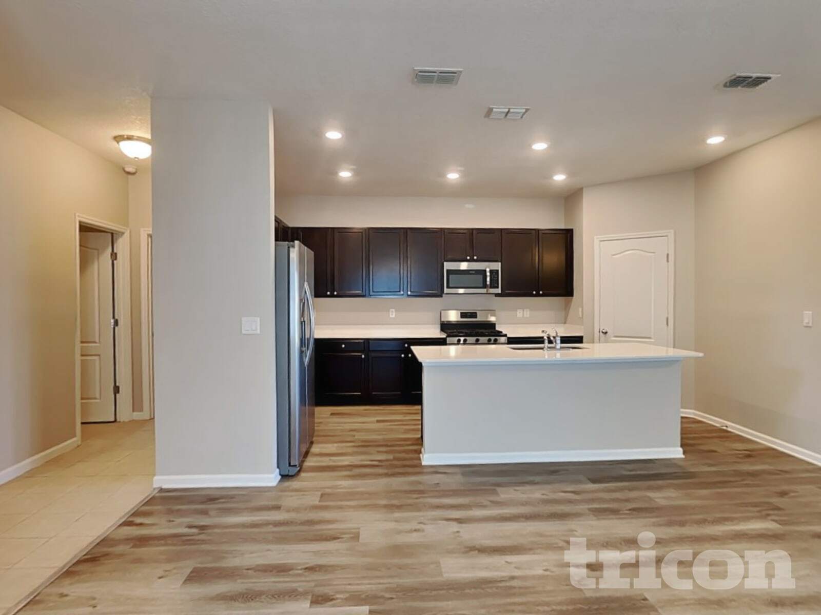 Building Photo - 124 Bloomfield Wy