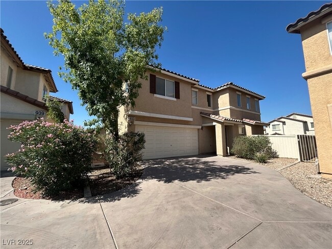 Primary Photo - 933 Monte De Oro Ave