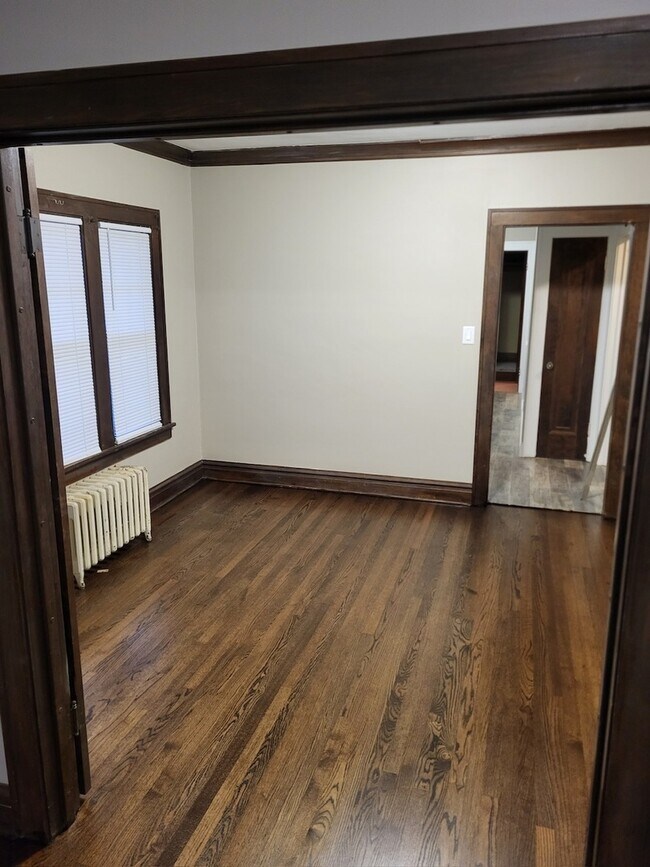 Building Photo - 310 Whittier Ave