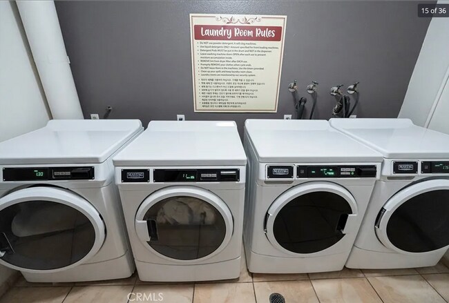 Building Photo - 620 S Gramercy Pl