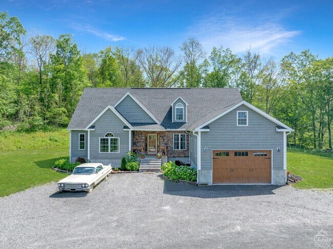 Building Photo - 174 Grove School Rd