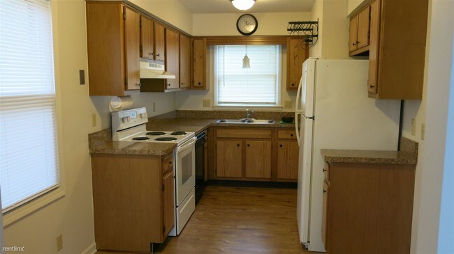 Building Photo - 2 br, 1.5 bath Duplex - 413 North St  Unit