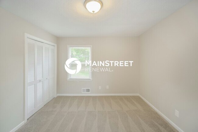 Building Photo - 4 Bedroom Pet-Friendly Home in Conyers, GA with Main Street Renewal
