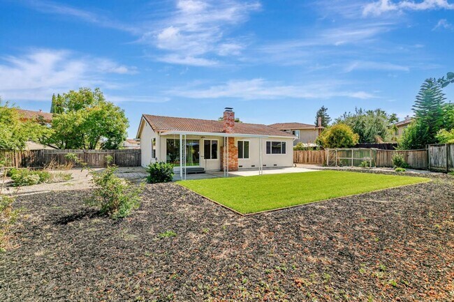 Building Photo - Completely remodeled Blossom Valley Home