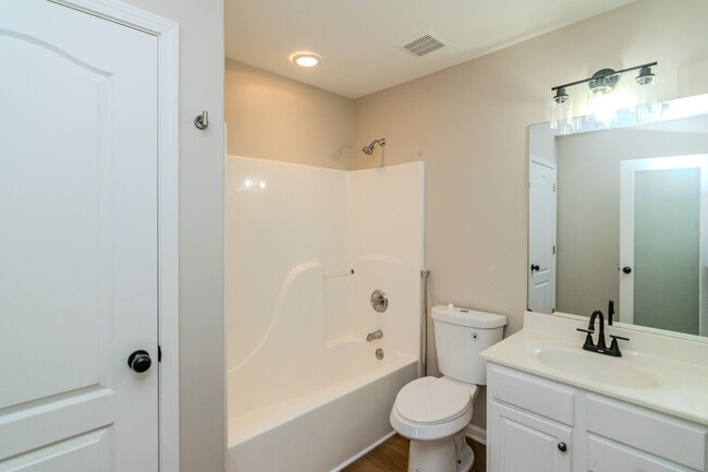 Building Photo - 188 Blue Heron Pl