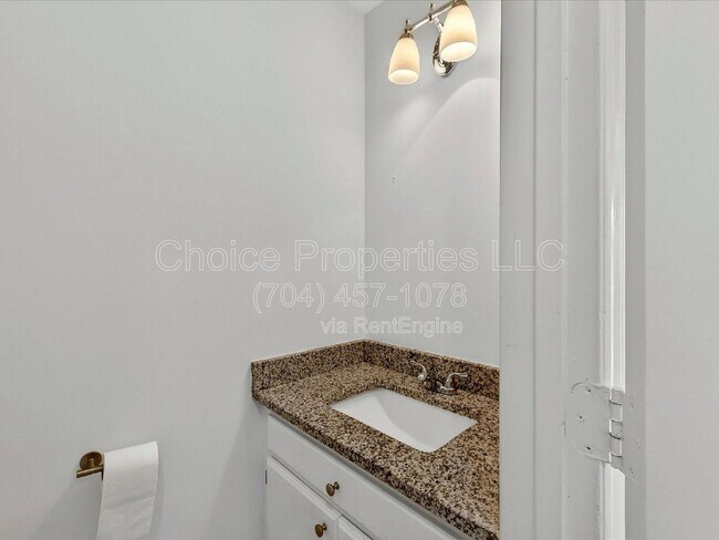 Building Photo - 8413 Red Setter Ln