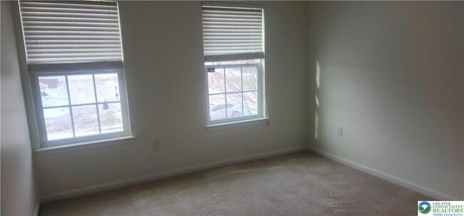 Building Photo - 3517 Windsor Ct