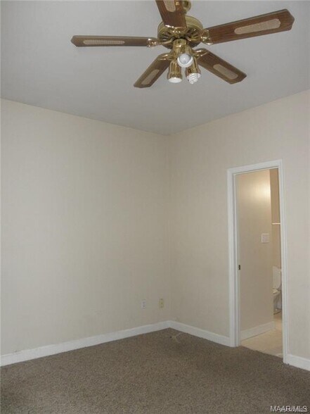 Building Photo - 3374 Audubon Rd