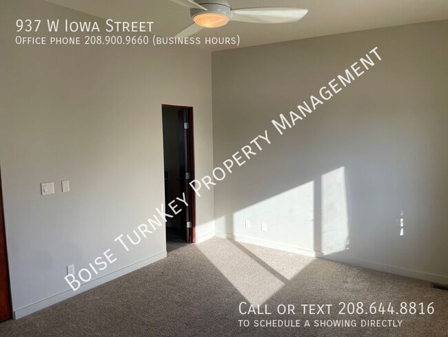 Building Photo - 2 Bed Broadway Ave Townhouse Near BSU!