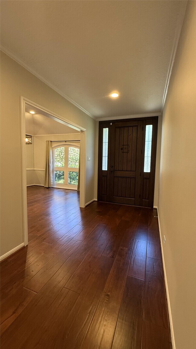 Building Photo - 11527 Cedar Creek Dr