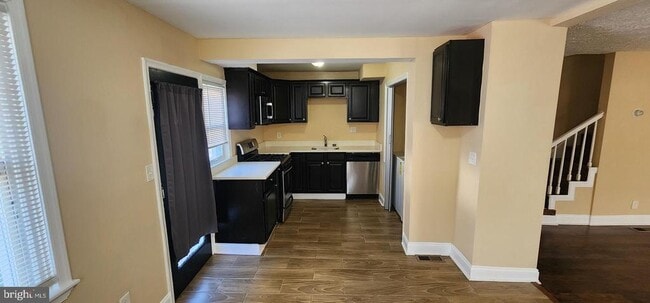 Building Photo - 623 New Jersey Ave