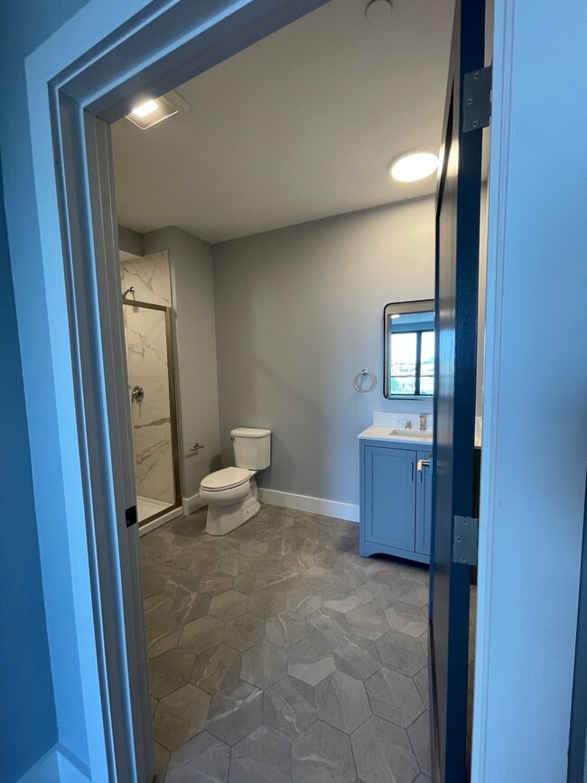 Building Photo - 365 Western Ave