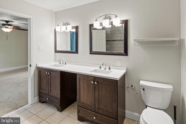 Building Photo - 2201 Alvin Ave