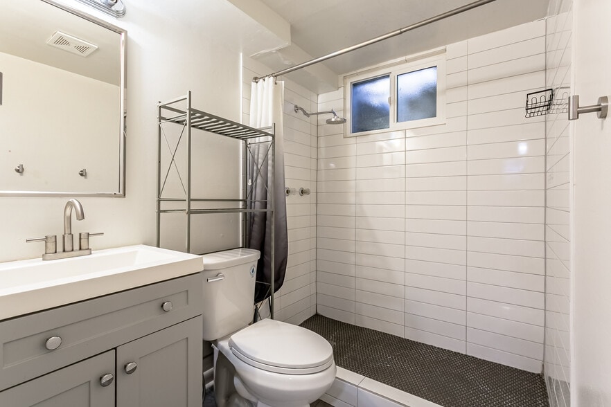 Building Photo - 8490 Benton St